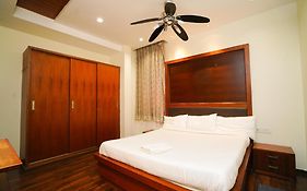 Golden Villa - Duplex House With Private Theater - Near To Alipiri And Bhudevi Ttd Ticket Counter And Kapilateertham